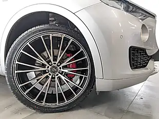 Used 2017 Maserati Levante Grey - Interior and Exterior details 5