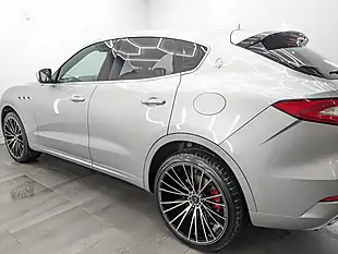 Used 2017 Maserati Levante Grey - Interior and Exterior details 8
