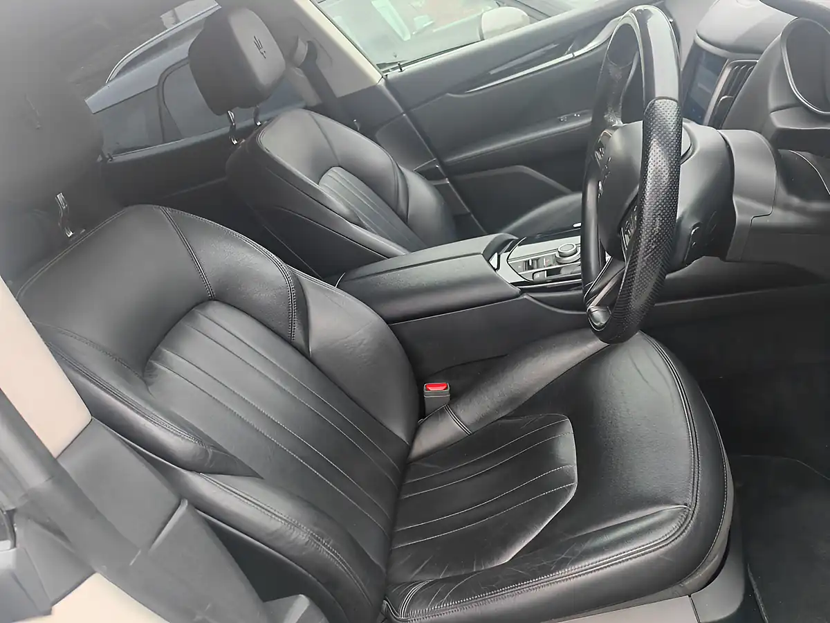 Used 2017 Maserati Levante White - Interior and Exterior details 11