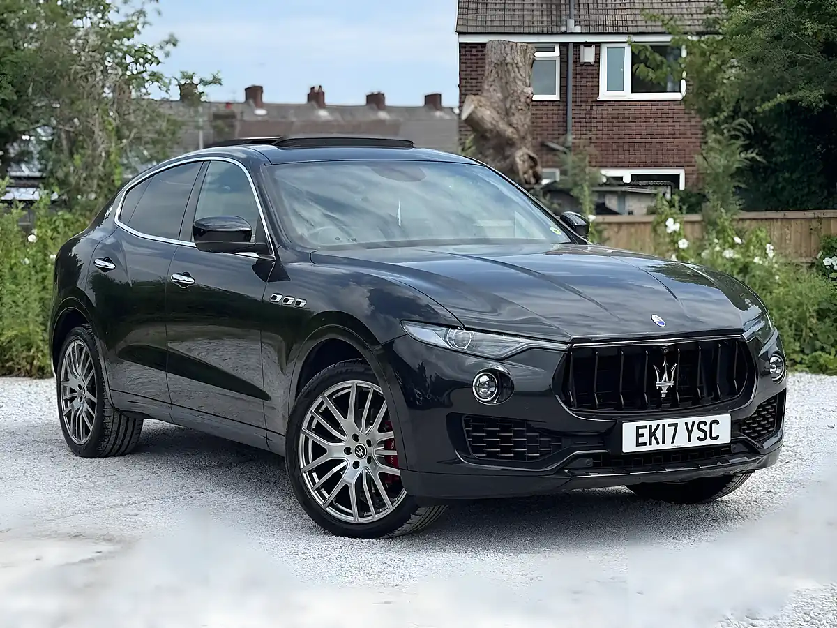 Used 2017 Maserati Levante Zf 4WD Black - Front View