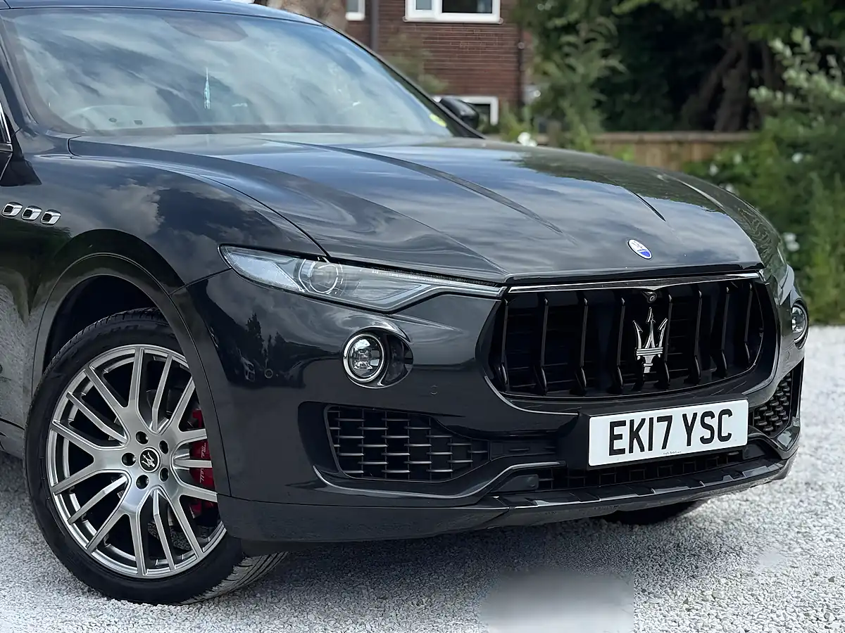 Used 2017 Maserati Levante Zf 4WD Black - Interior and Exterior details 17
