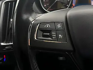 Used 2017 Maserati Levante Zf 4WD Blue - Interior and Exterior details 12