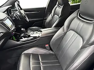 Used 2017 Maserati Levante Zf 4WD Blue - Interior and Exterior details 14