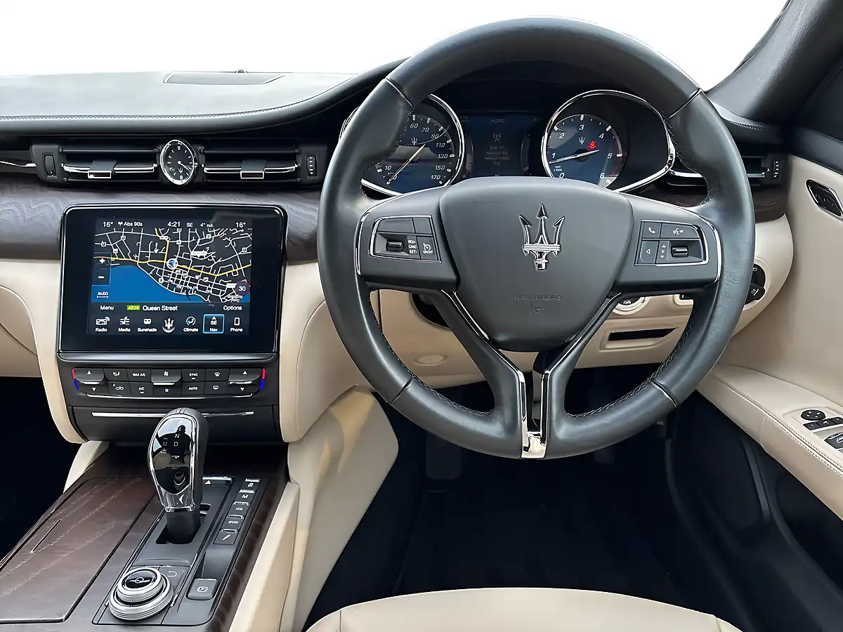 Used 2017 Maserati Quattroporte Saloon Black - Interior and Exterior details 9