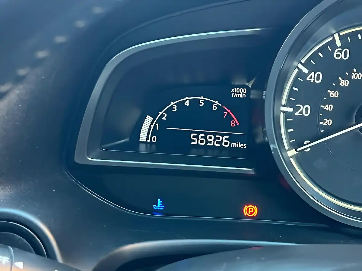 Used 2017 Mazda 3 Se-L Nav Black - Interior and Exterior details 18