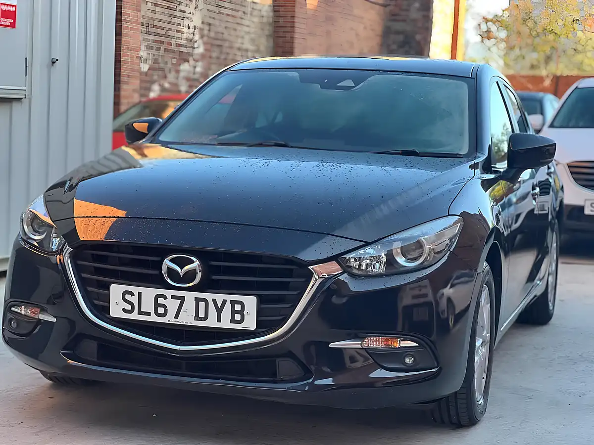 Used 2017 Mazda 3 Se-L Nav Black - Interior and Exterior details 2