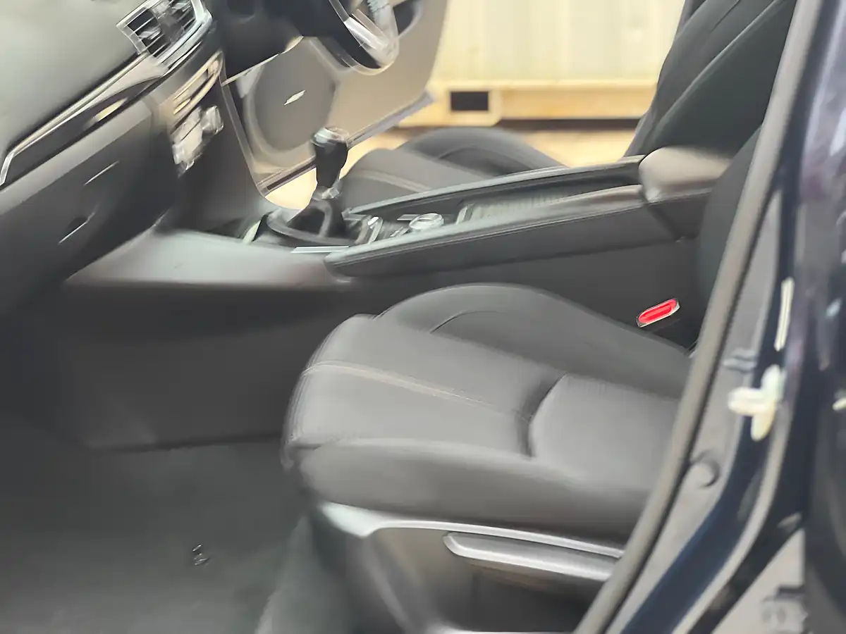 Used 2017 Mazda 3 Sport Nav Blue - Interior and Exterior details 19