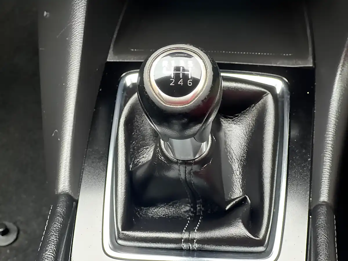 Used 2017 Mazda 3 Sport Nav Blue - Interior and Exterior details 8