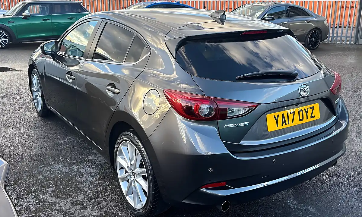 Used 2017 Mazda 3 Sport Nav Machine Grey - Interior and Exterior details 9