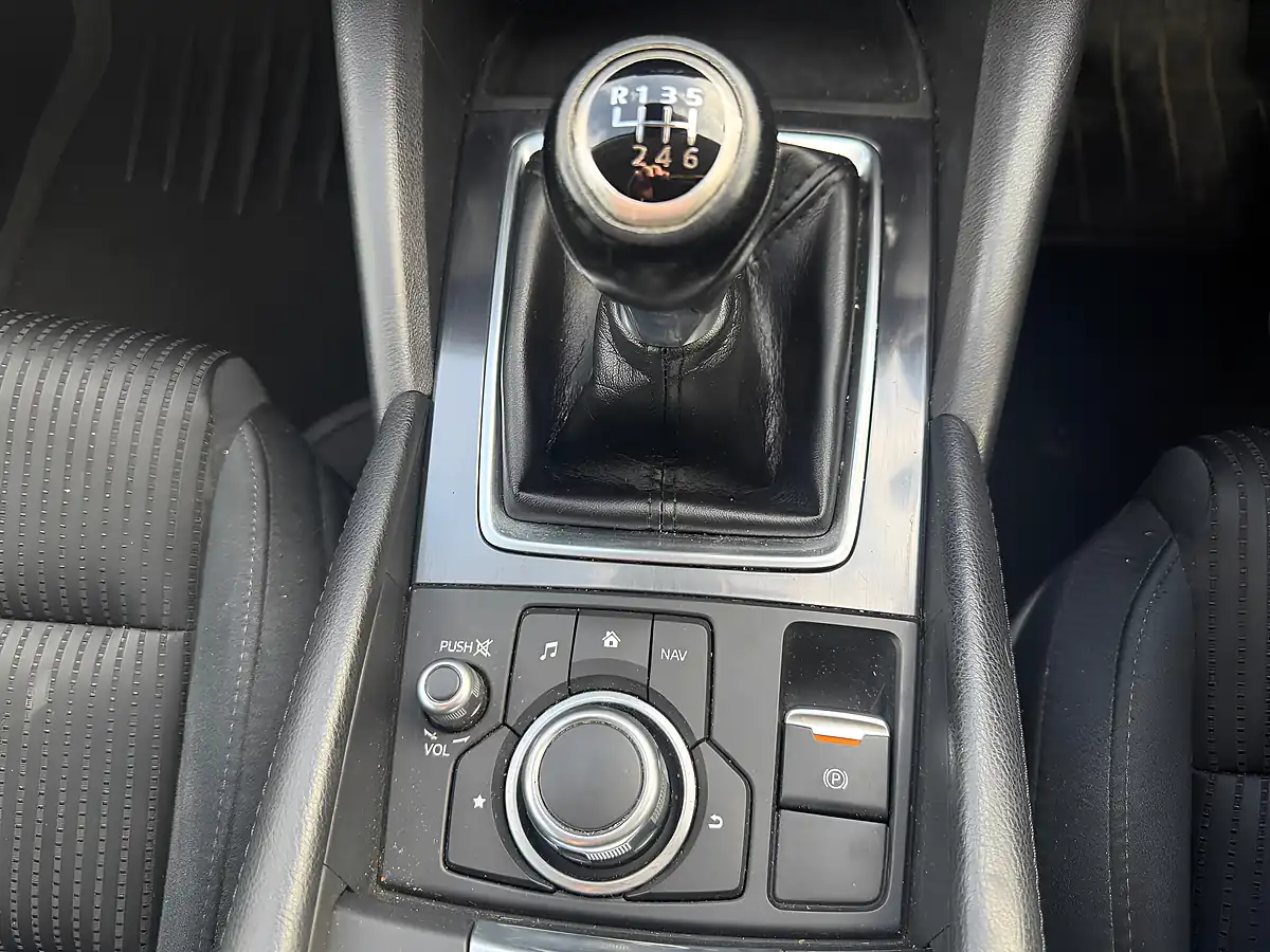 Used 2017 Mazda 6 Se-L Nav Blue - Interior and Exterior details 14