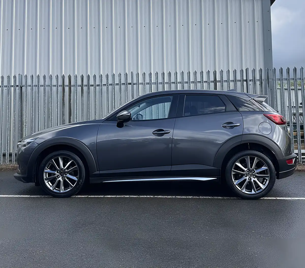 Used 2017 Mazda CX-3 GT Sport Grey - Interior and Exterior details 8