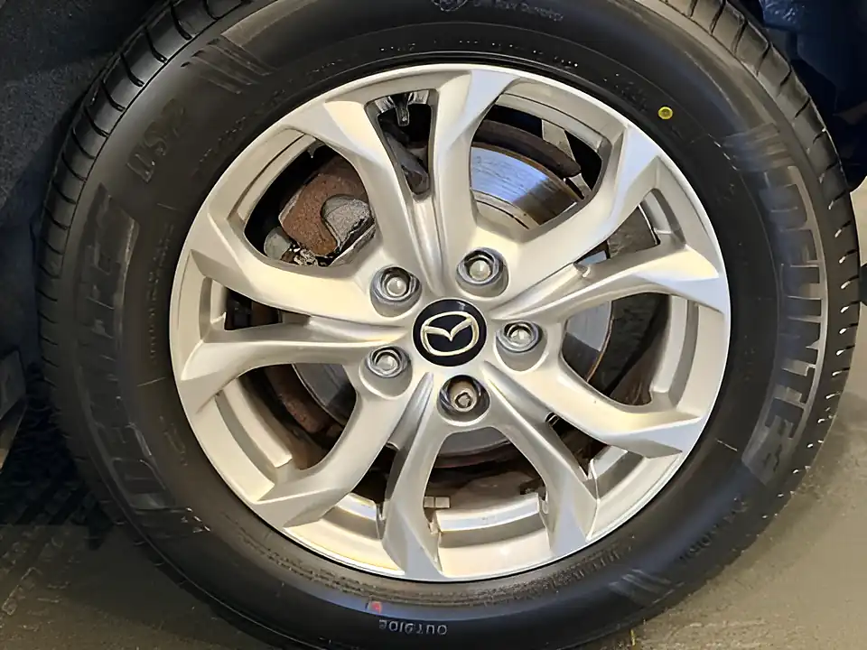 Used 2017 Mazda CX-3 Se-L Nav Grey - Interior and Exterior details 15