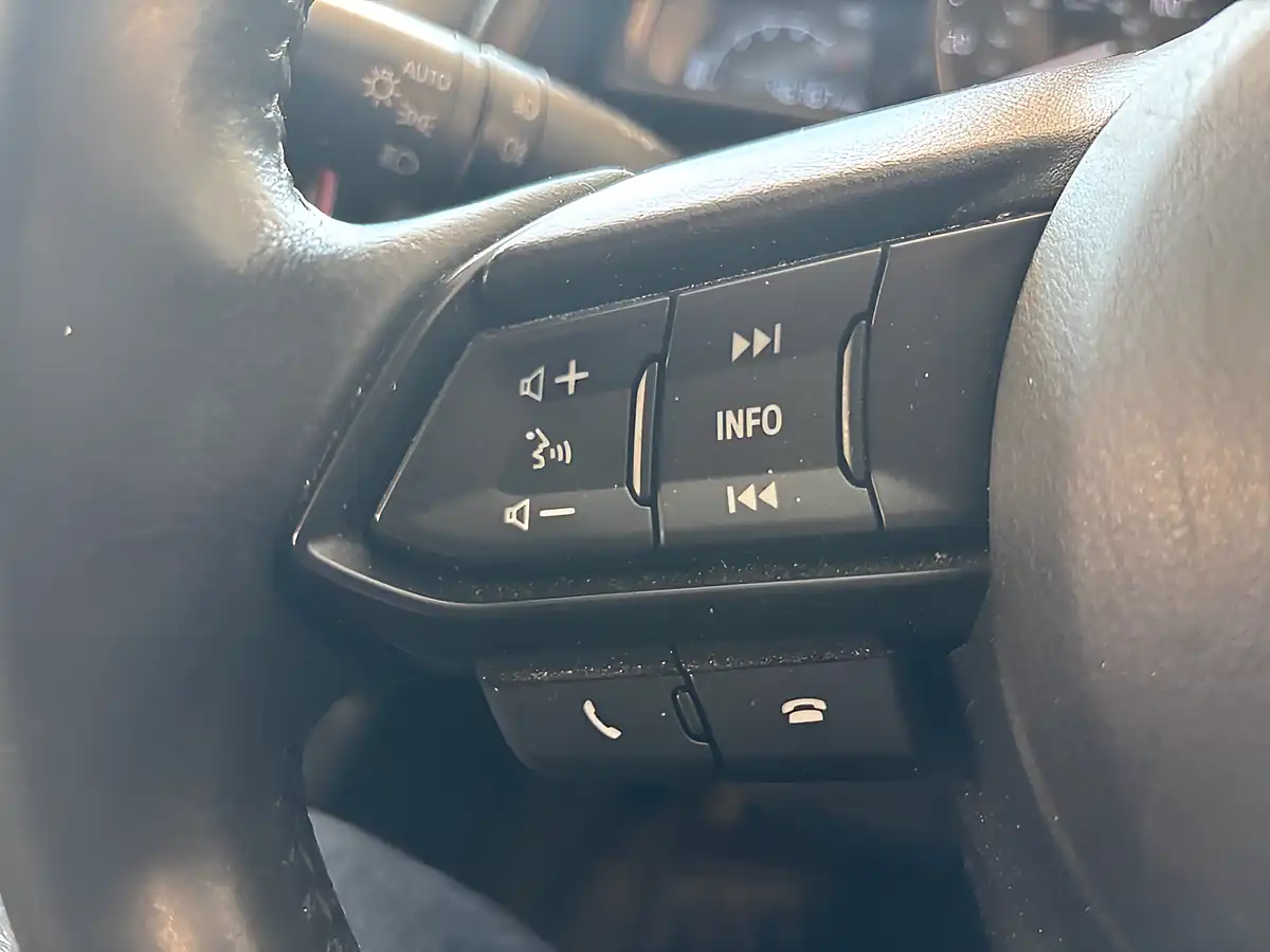 Used 2017 Mazda CX-3 Se-L Nav Red - Interior and Exterior details 14