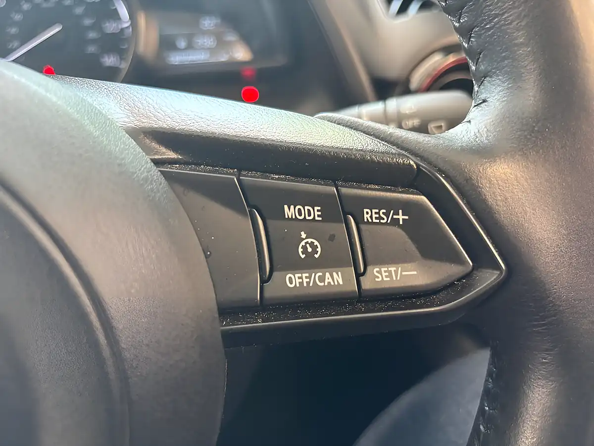 Used 2017 Mazda CX-3 Se-L Nav Red - Interior and Exterior details 16
