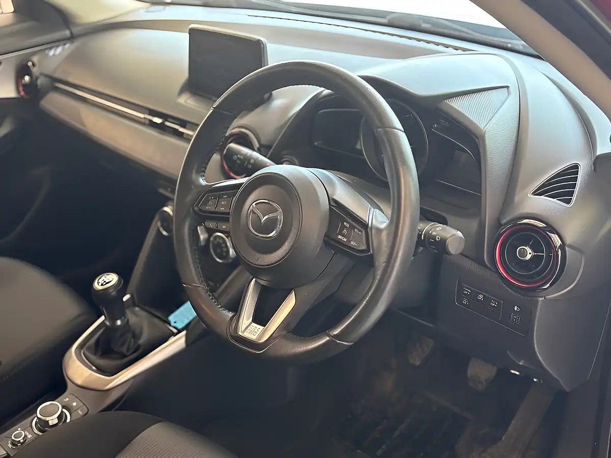 Used 2017 Mazda CX-3 Se-L Nav Red - Interior and Exterior details 7
