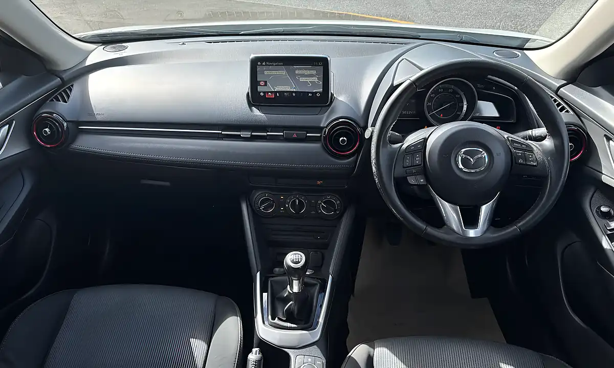 Used 2017 Mazda CX-3 Se Nav White - Interior and Exterior details 12