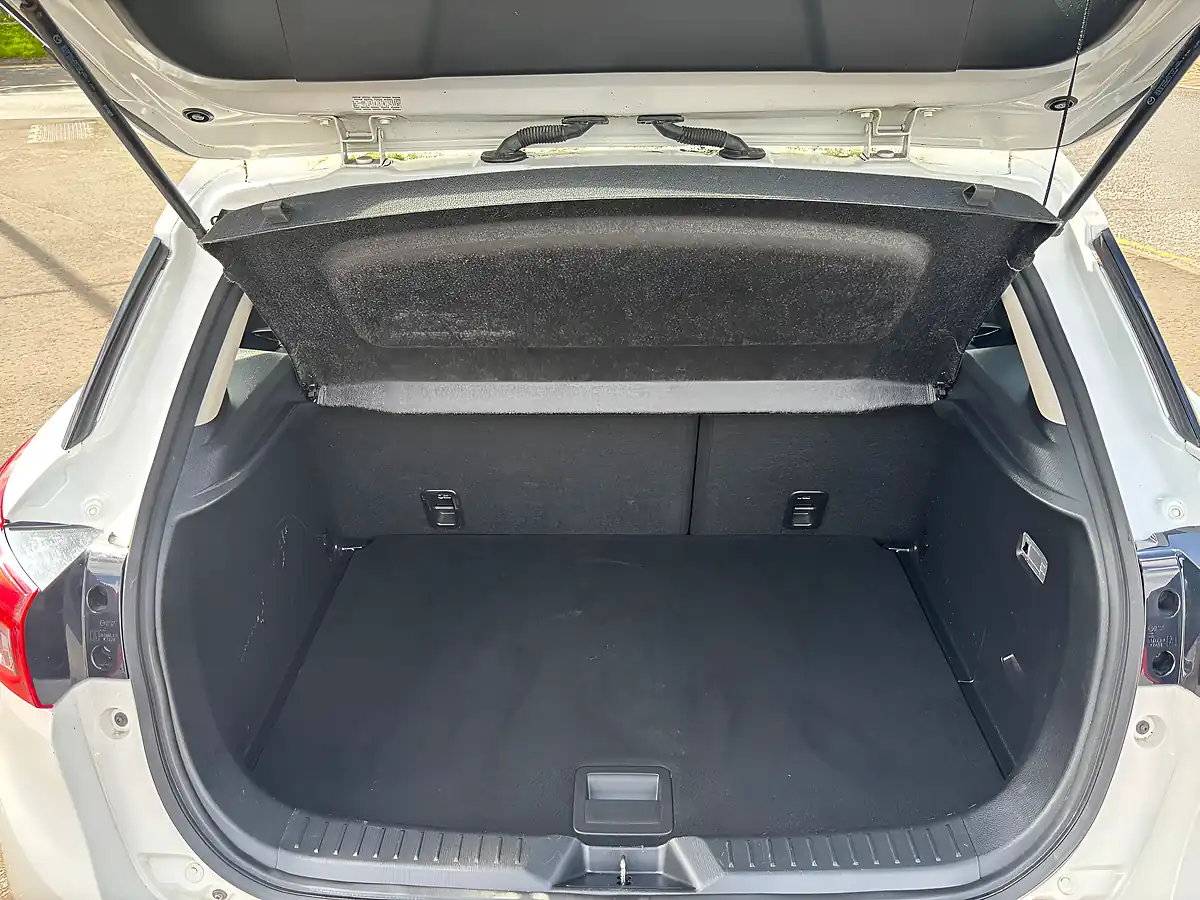 Used 2017 Mazda CX-3 Se Nav White - Interior and Exterior details 13