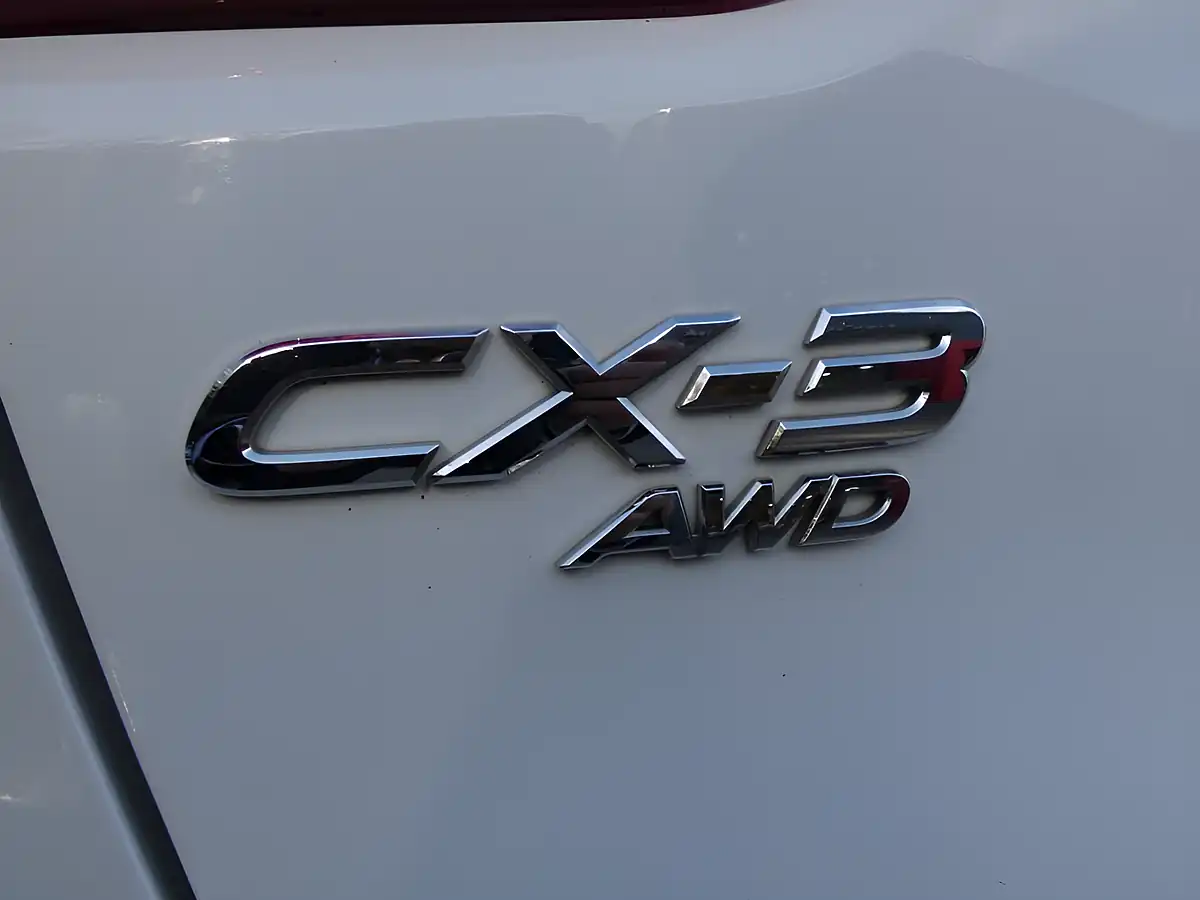 Used 2017 Mazda CX-3 Sport Nav Arctic White - Interior and Exterior details 16