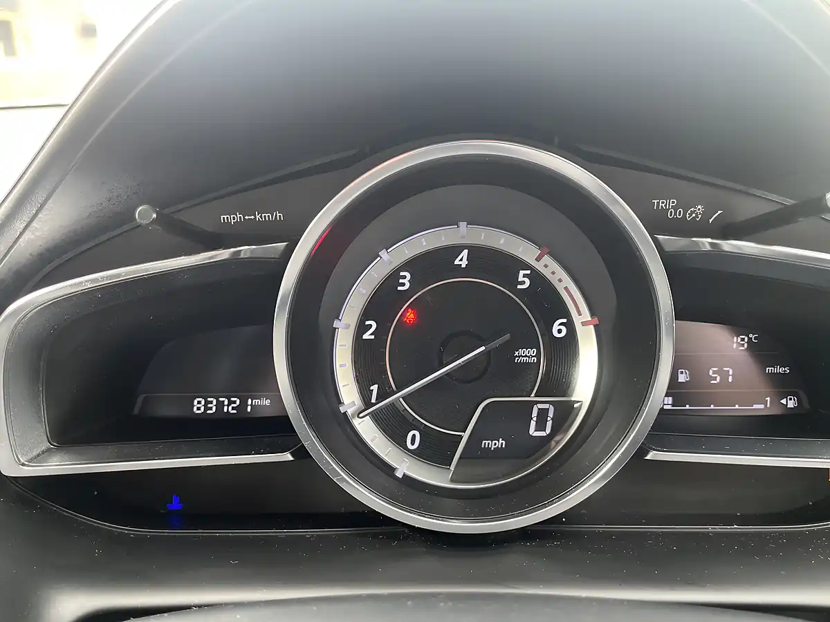 Used 2017 Mazda CX-3 Sport Nav White - Interior and Exterior details 11
