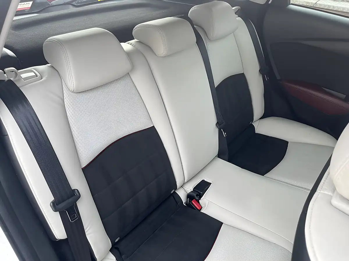 Used 2017 Mazda CX-3 Sport Nav White - Interior and Exterior details 18