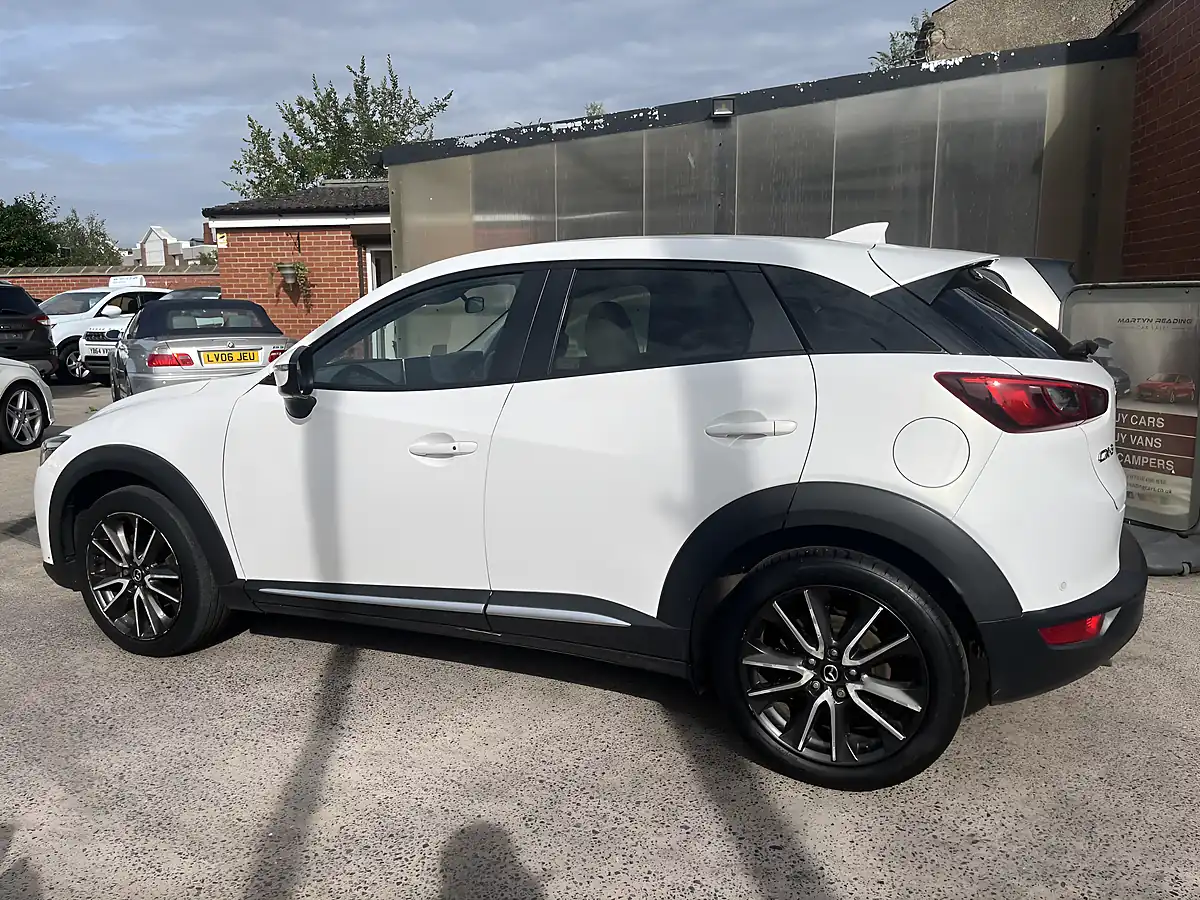 Used 2017 Mazda CX-3 Sport Nav White - Interior and Exterior details 5