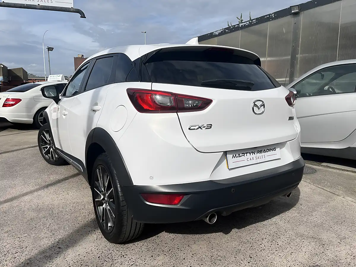 Used 2017 Mazda CX-3 Sport Nav White - Interior and Exterior details 8