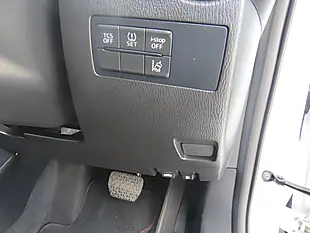 Used 2017 Mazda CX-3 Sport Nav White - Interior and Exterior details 15
