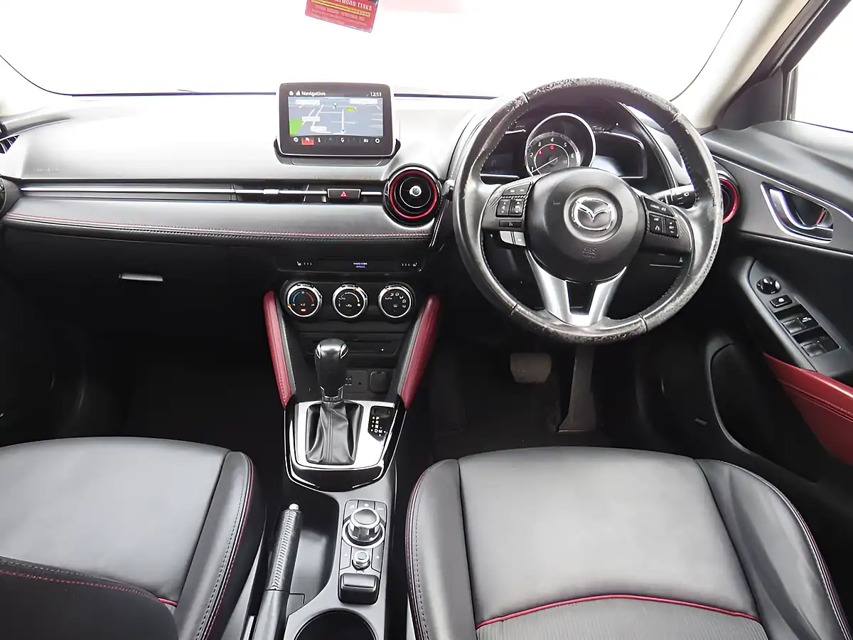 Used 2017 Mazda CX-3 Sport Nav White - Interior and Exterior details 2