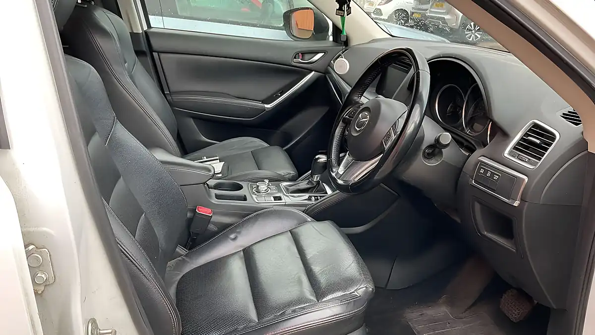 Used 2017 Mazda CX-5 Sport Nav White - Interior and Exterior details 10