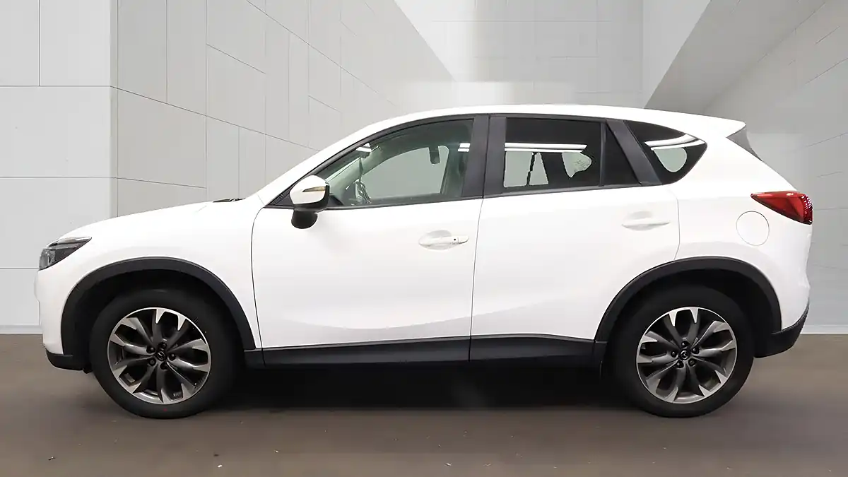Used 2017 Mazda CX-5 Sport Nav White - Interior and Exterior details 6