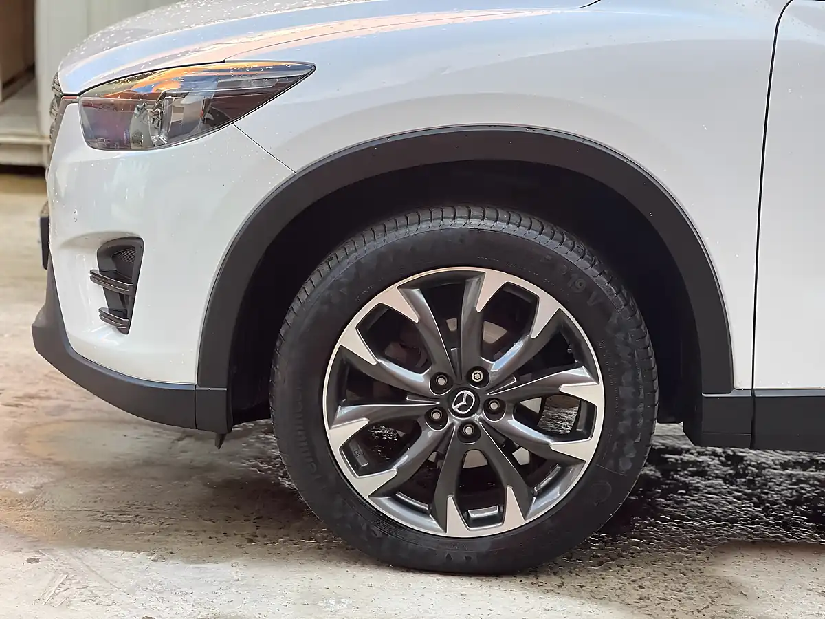 Used 2017 Mazda CX-5 Sport Nav White - Interior and Exterior details 14