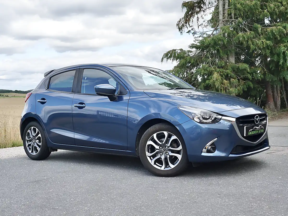 Used 2017 Mazda Mazda2 GT Blue - Front View