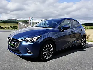 Used 2017 Mazda Mazda2 GT Blue - Interior and Exterior details 3