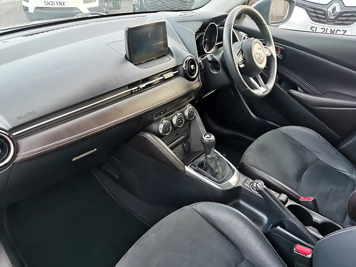 Used 2017 Mazda Mazda2 GT Eternal Blue - Interior and Exterior details 8