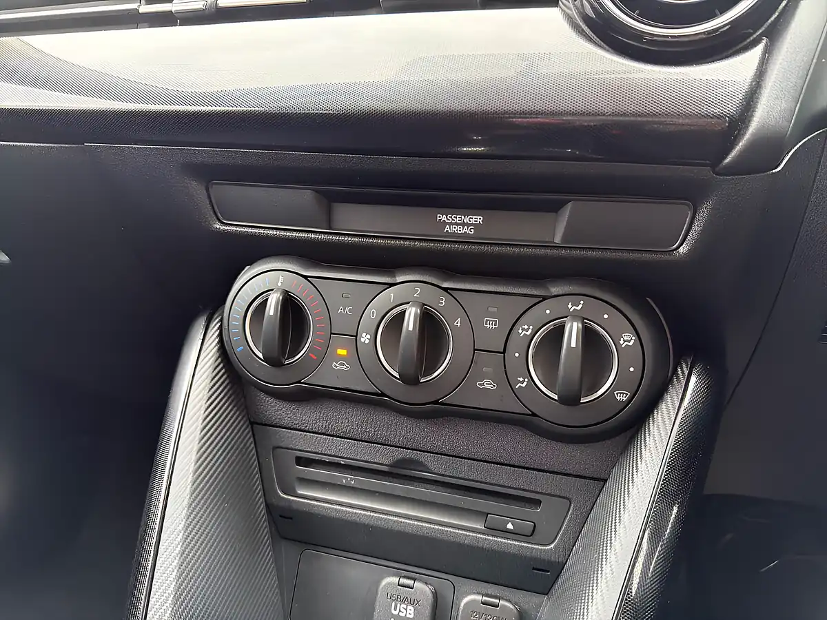 Used 2017 Mazda Mazda2 Se-L White - Interior and Exterior details 13
