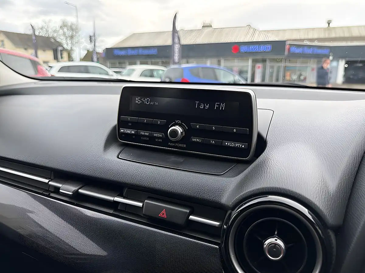 Used 2017 Mazda Mazda2 Se-L White - Interior and Exterior details 15