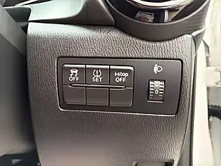 Used 2017 Mazda Mazda2 Se-L White - Interior and Exterior details 17