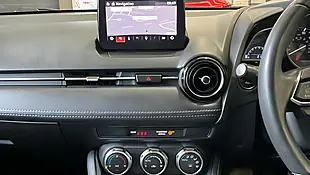Used 2017 Mazda MAZDA2 Sport Nav Red - Interior and Exterior details 11