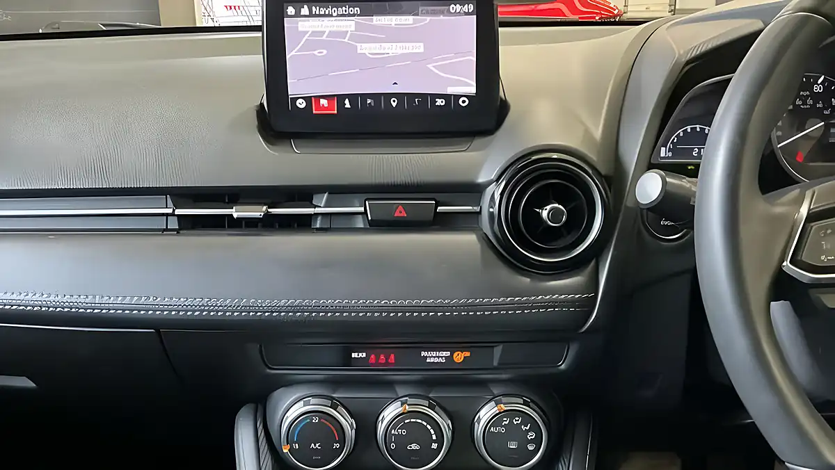 Used 2017 Mazda MAZDA2 Sport Nav Red - Interior and Exterior details 11