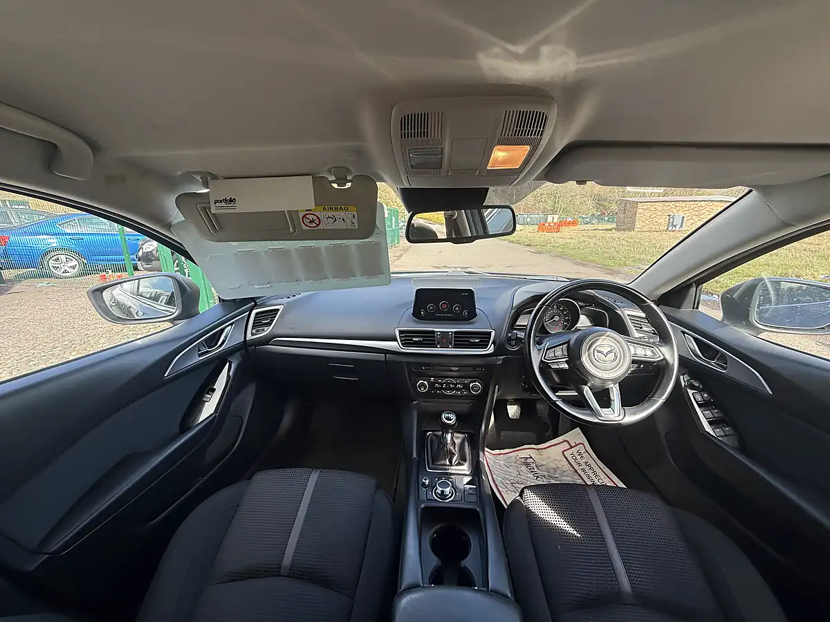 Used 2017 Mazda Mazda3 Se-L Nav Grey - Interior and Exterior details 15