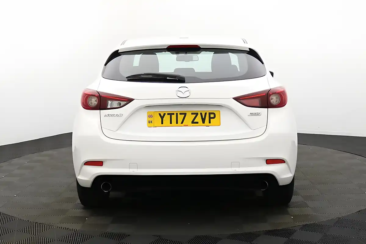 Used 2017 Mazda Mazda3 Se Nav White - Interior and Exterior details 5