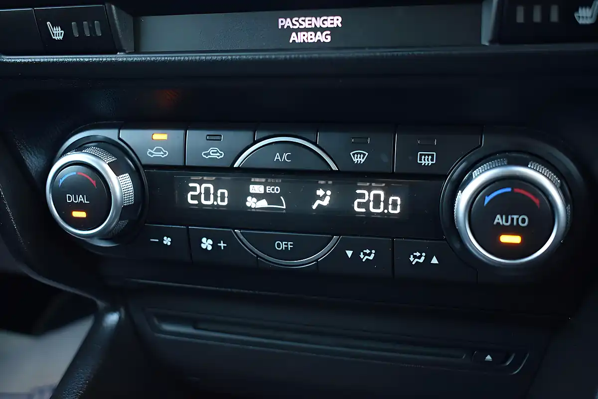Used 2017 Mazda Mazda3 Sport Nav Black - Interior and Exterior details 15