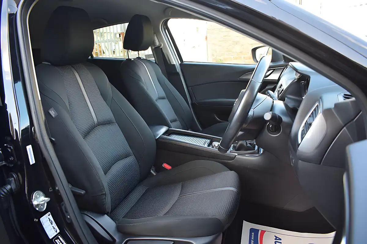 Used 2017 Mazda Mazda3 Sport Nav Black - Interior and Exterior details 8