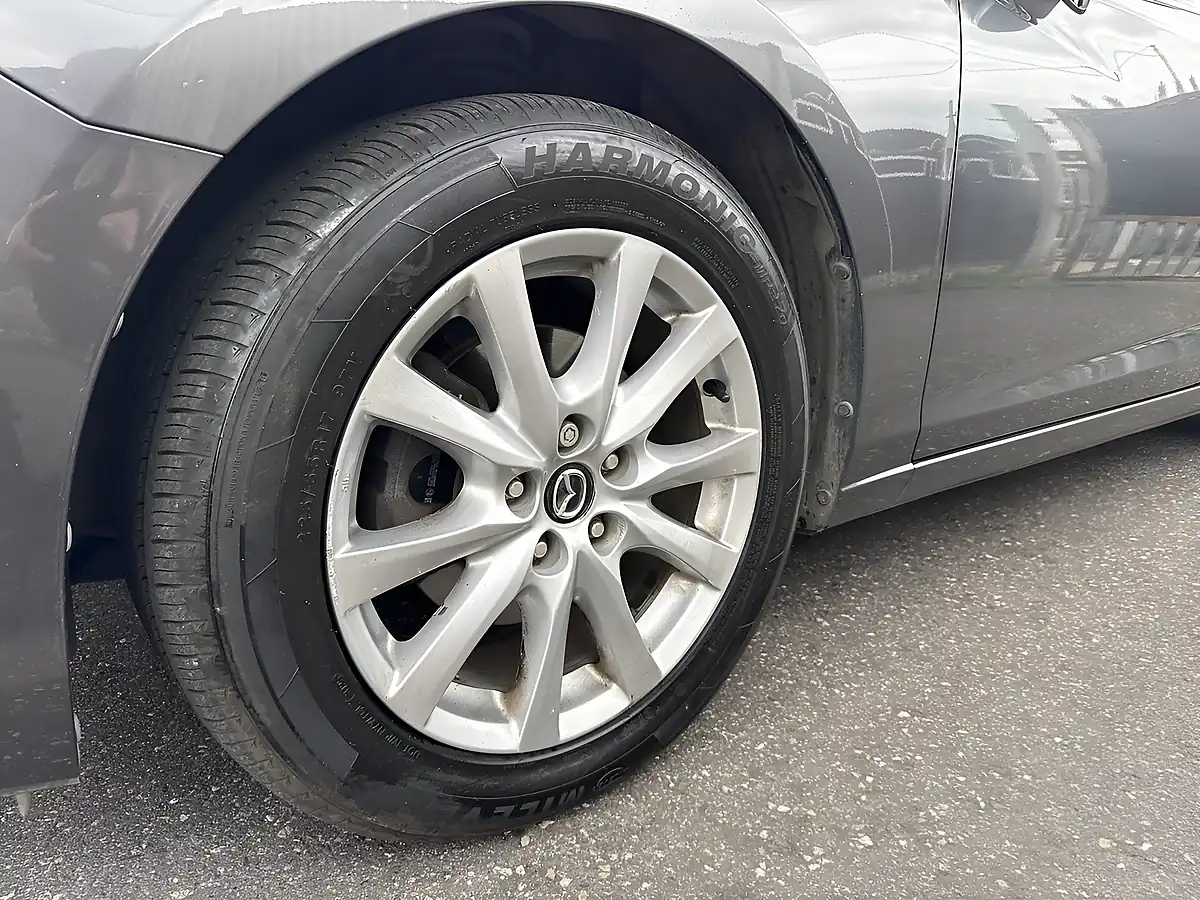 Used 2017 Mazda Mazda6 Se-L Nav Grey - Interior and Exterior details 6