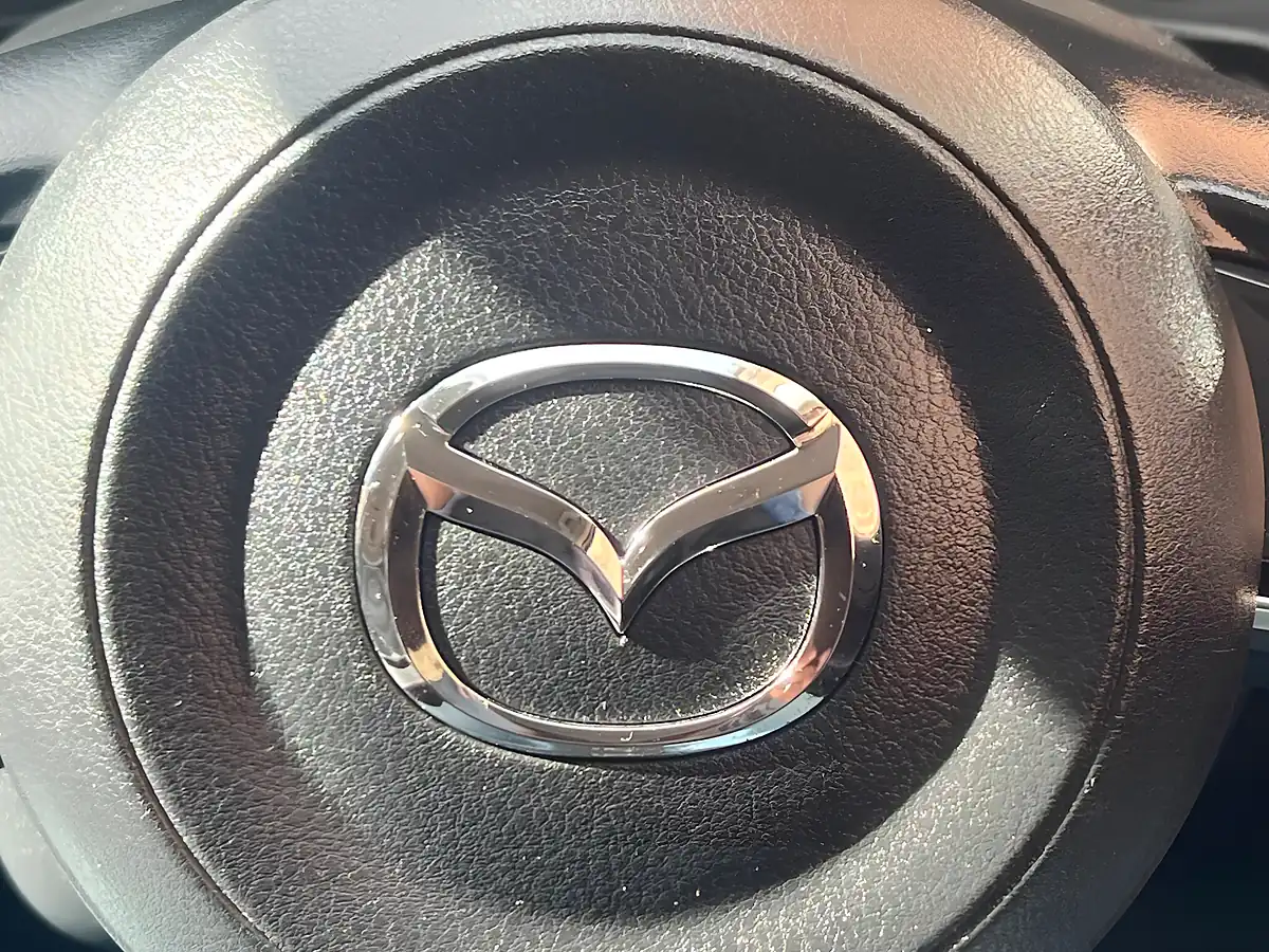 Used 2017 Mazda Mazda6 Sport Nav Blue - Interior and Exterior details 20