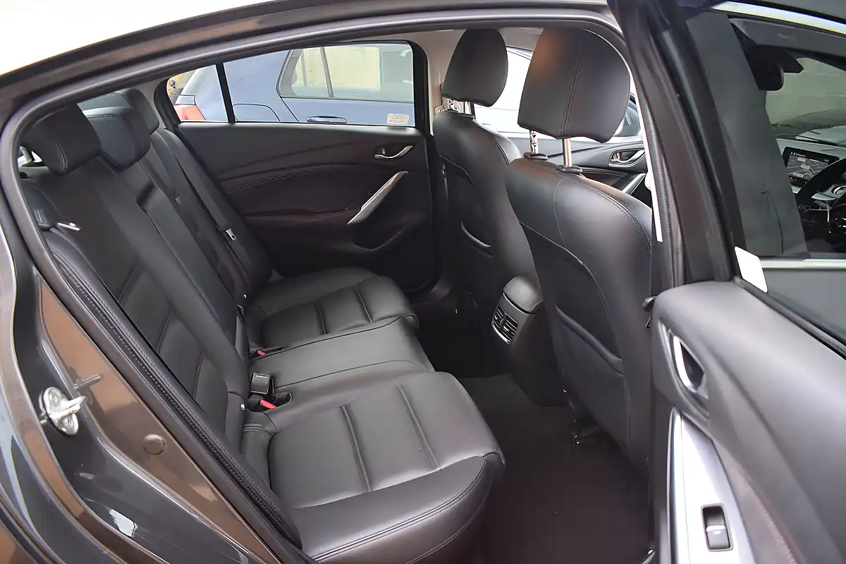 Used 2017 Mazda Mazda6 Sport Nav Grey - Interior and Exterior details 10