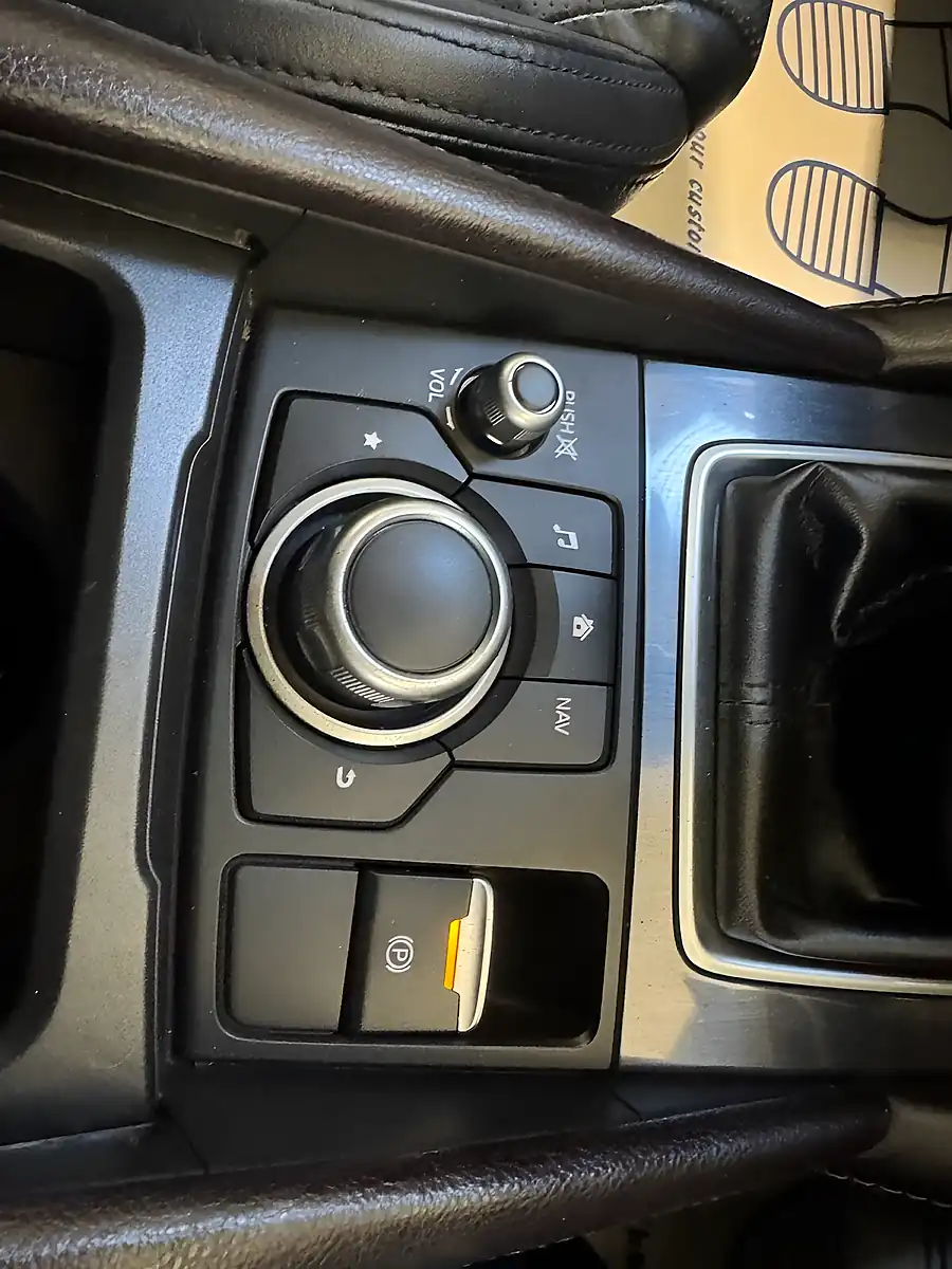 Used 2017 Mazda Mazda6 Sport Nav Grey - Interior and Exterior details 17