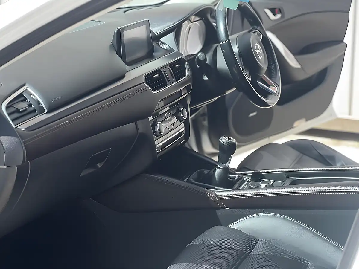 Used 2017 Mazda Mazda6 Sport Nav White - Interior and Exterior details 7