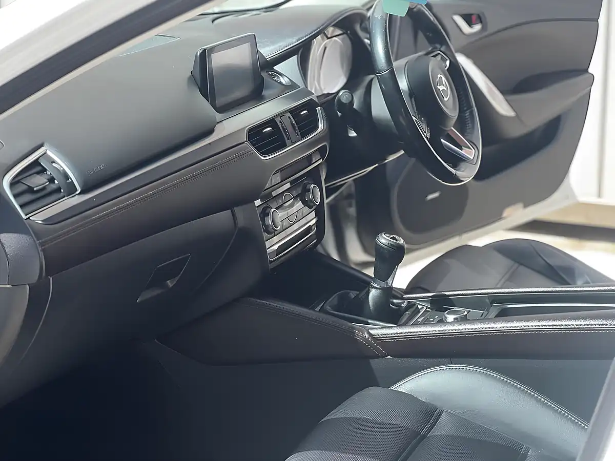 Used 2017 Mazda Mazda6 Sport Nav White - Interior and Exterior details 7
