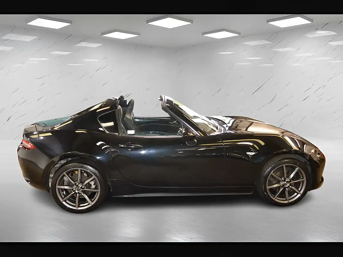 Used 2017 Mazda MX-5 Sport Nav Jet Black - Interior and Exterior details 5